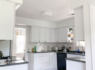 1956 Heather Glen Rd, Charlottesville, VA 22911