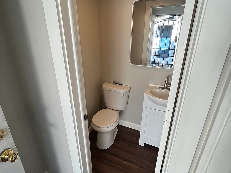 417 N Linwood Ave #419 — Photo 13