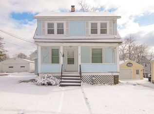 114 Elizabeth St, Elyria, OH 44035