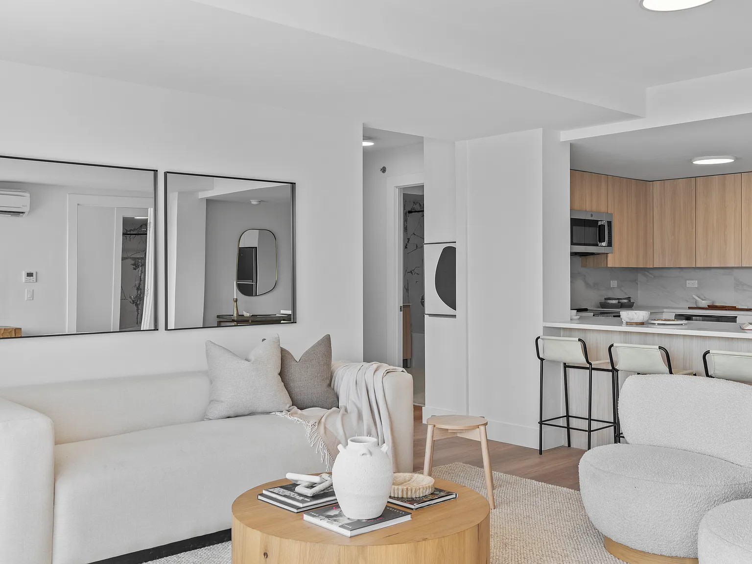 1 Lyon Place — Photo 4