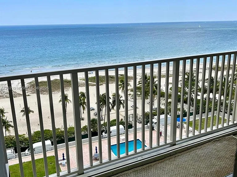 750 N Ocean Blvd #1106 — Photo 2