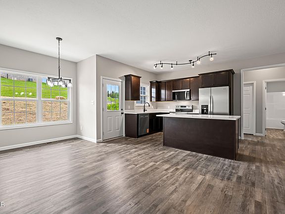 3rd image of 2102 Kings View Loop Lot 2102