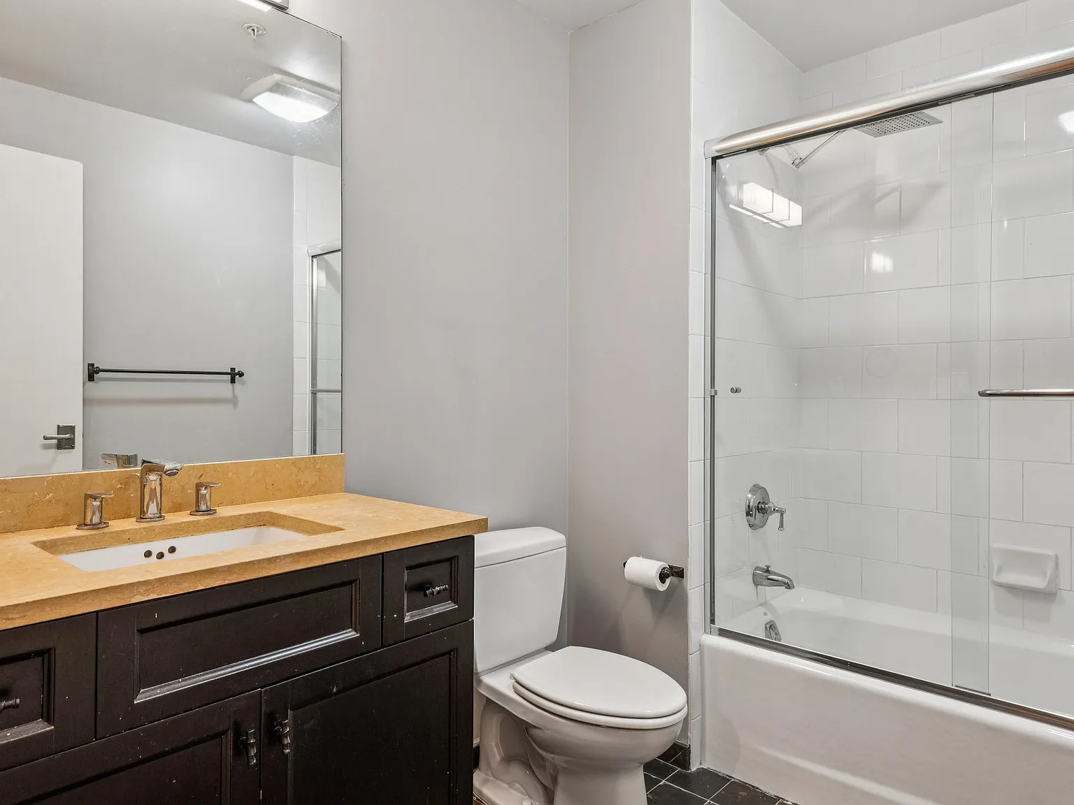 2 bed, 1420 sqft, $8,500 — Photo 3