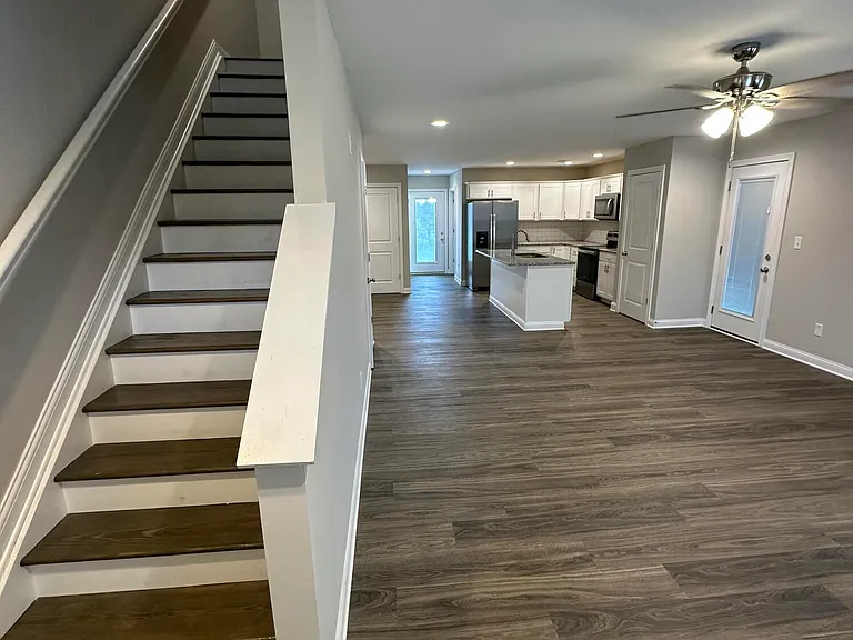 4009 Ruby Rose Rd — Photo 3