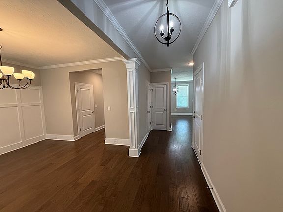 5th image of 3110 Wayne Dr