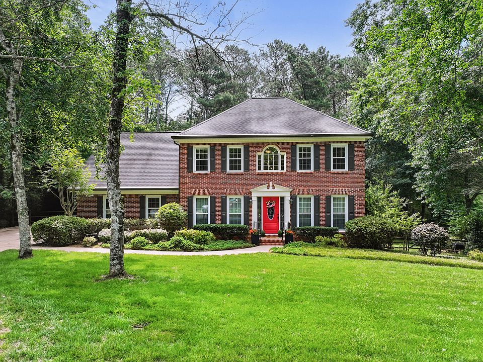 1st image of 1389 Saint Michaels Ct SW