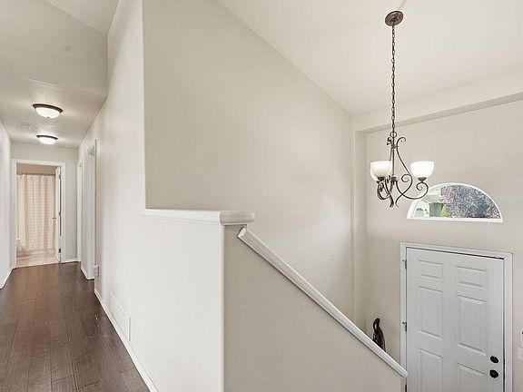 5th image of 8708 N Warren St