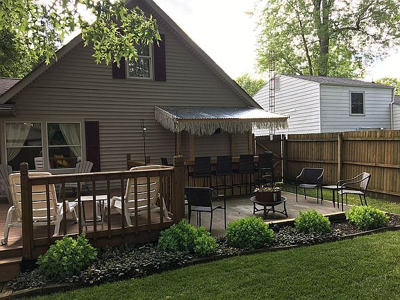 2nd image of 2269 Woodmont Dr