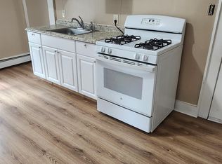 36B Maple Ave, Enfield, CT 06082