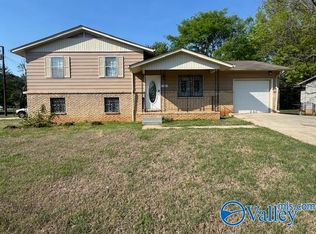 522 Lisa Ln NW, Huntsville, AL 35811