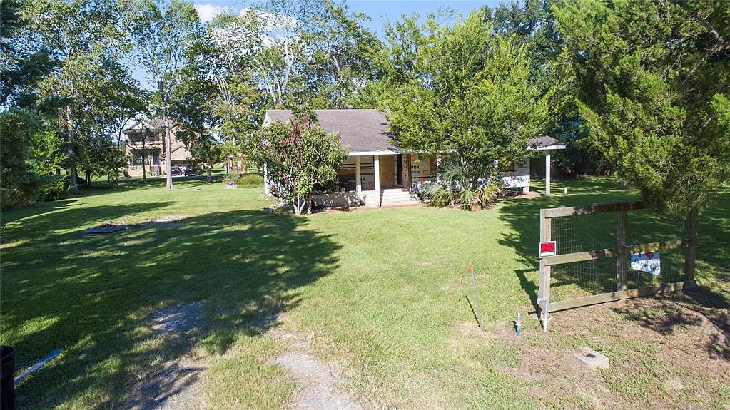 334 Lakeside Dr, Kemah, TX 77565 MLS 16547251 Zillow