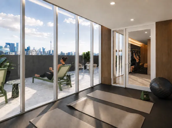 799 Sheppard Ave West
