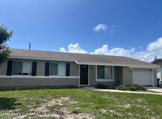 2140 Clover St NE, Palm Bay, FL 32905