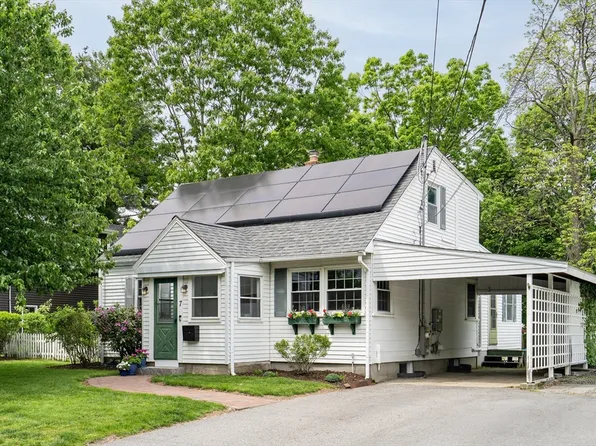 7 Oakridge Ave, Natick, MA 01760