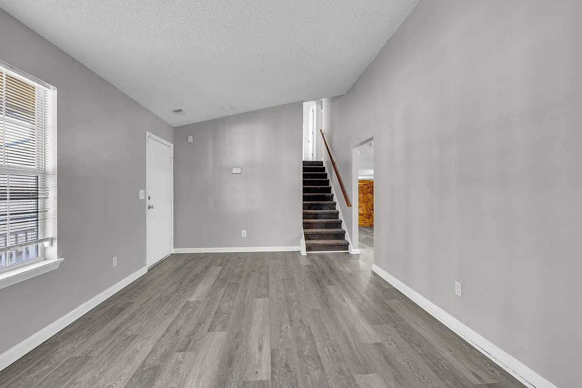 Building Photo - 1374 Misty Ridge Ct