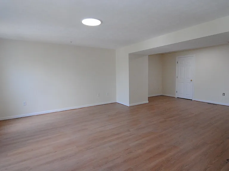 68 Georgetown Dr — Photo 22