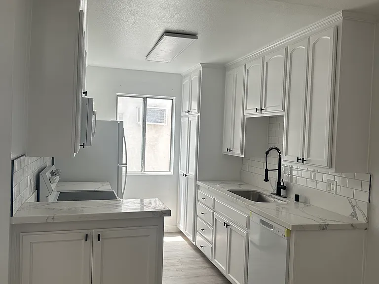 541 N Orlando Ave #2B — Photo 7