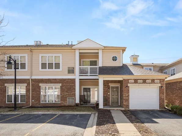 620 Pineridge Dr N #620, Oswego, IL 60543