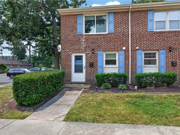 435 Barberton Dr, Virginia Beach, VA 23451