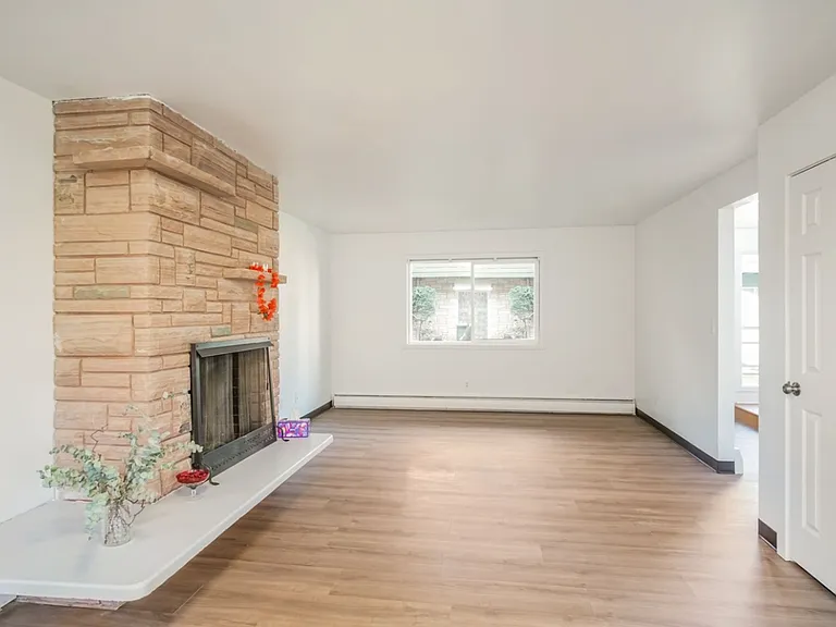 7640 SE Yamhill St #7 — Photo 3