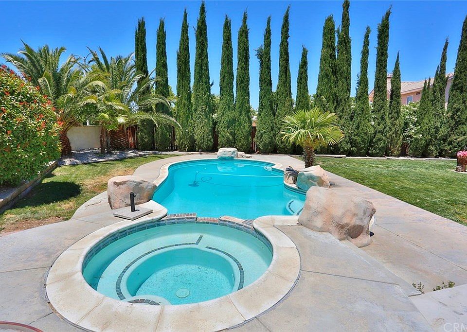 1st image of 12531 Sunbird Ln