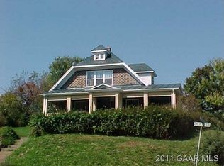 176 W Craig St, Craigsville, VA 24430