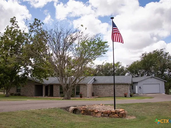 517 Hilltop Rd, Troy, TX 76579