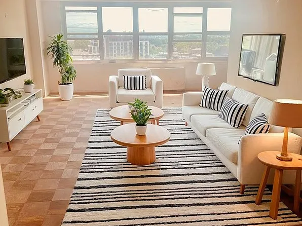 135 Ocean Pkwy APT 11S, Brooklyn, NY 11218