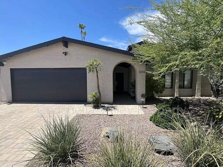 835 S Nueva Vista Dr — Photo 36
