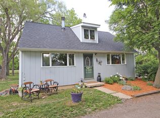 8705 N Clark Rd, Richmond, IL 60071