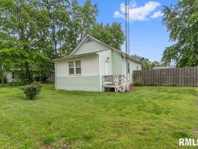 413 E Elm St, Thayer, IL, 62689
