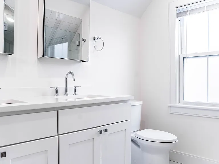11 Falkland St #2 — Photo 17