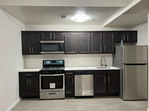 179 No Grove St, East Orange, NJ 07017