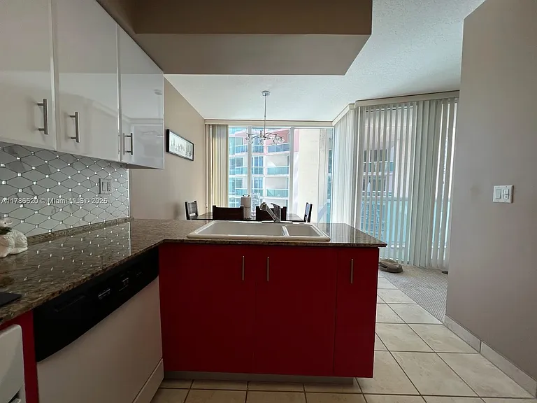 3370 Hidden Bay Dr #610 — Photo 10