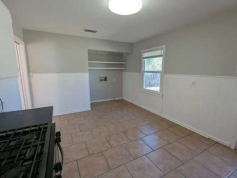 4314 32nd St — Photo 9