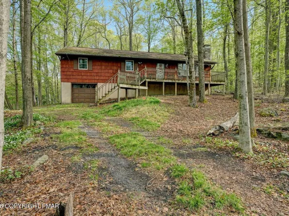 188 Mountainside Dr, Gouldsboro, PA 18424