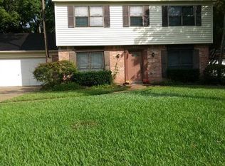 6931 Marisol Dr, Houston, TX 77083