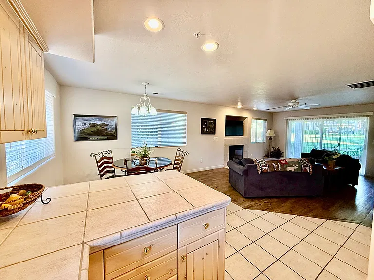 1845 W Canyon View Dr #1001 — Photo 6