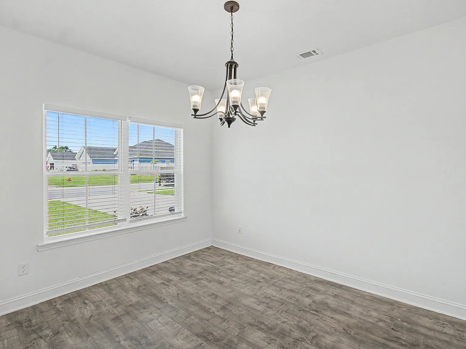 40 Rimes Avenue Southeast - 1 — Photo 4