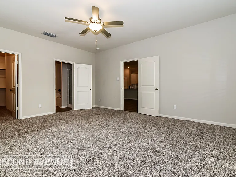 2005 Jeanine Dr — Photo 11
