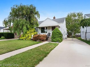 13219 Mulberry St, Southgate, MI 48195