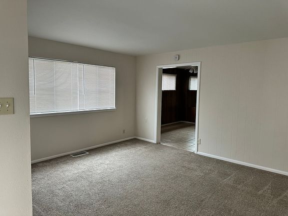 3rd image of 409 Garcia St NE