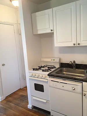 Rented by AJ Clarke | media 10