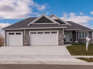 4244 Genevieve Pl NW, Rochester, MN 55901