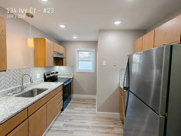 134 Ivy Ct #23 — Photo 14