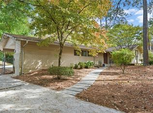 705 Edgewater Trl NW, Sandy Springs, GA 30328