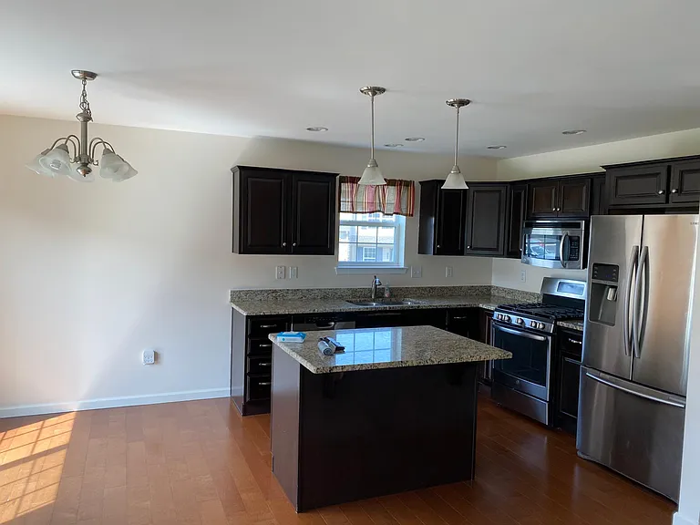 6206 Addison Dr — Photo 1