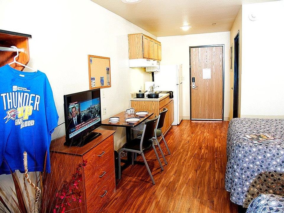 Work/storage area!