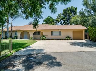 5260 Allison Ln, Riverside, CA 92509