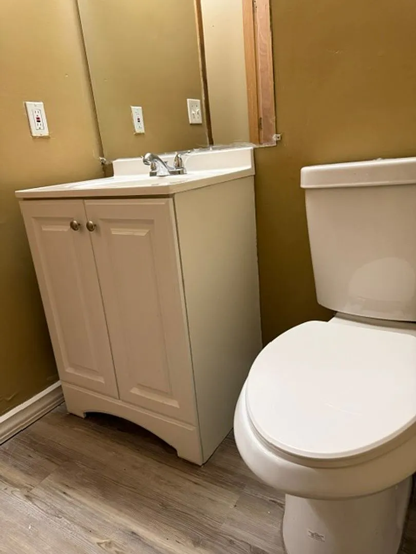 Charming 3-Bedroom Property in Prime Location — Photo 3
